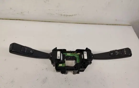 Volvo V60 Wiper turn signal indicator stalk/switch 31343022 31394008 31394001