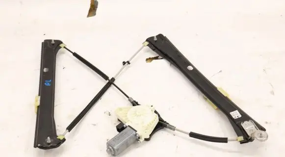 Volkswagen Tiguan Allspace Front door window regulator with motor 5NN8374615785524