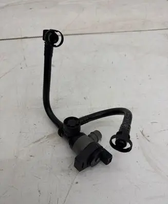 BMW M2 F87 Vacuum line/pipe/hose 19637510 7636154