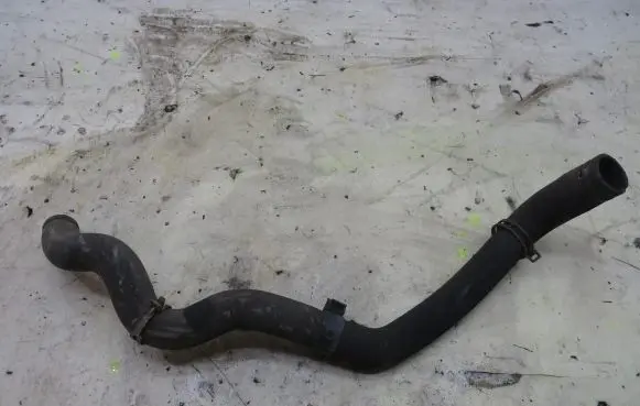 Ford Fiesta Engine coolant pipe/hose