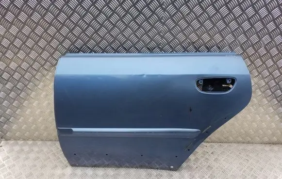 Subaru Outback Rear door