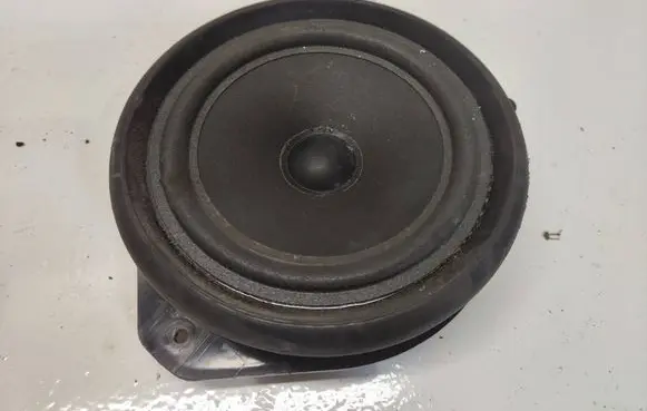 Audi A4 S4 B7 8E 8H Front door speaker 8E0035411 2363126