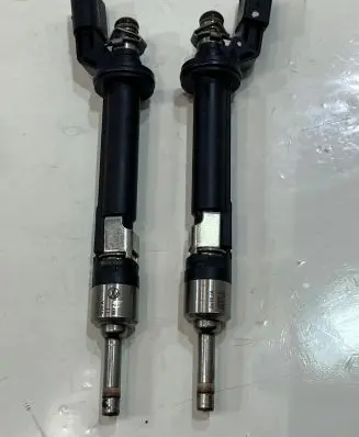 Porsche Cayenne (92A) Fuel injector 03H906036A