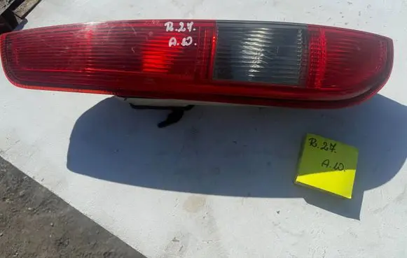 Ford Focus Rear/tail lights 4M5113N004C