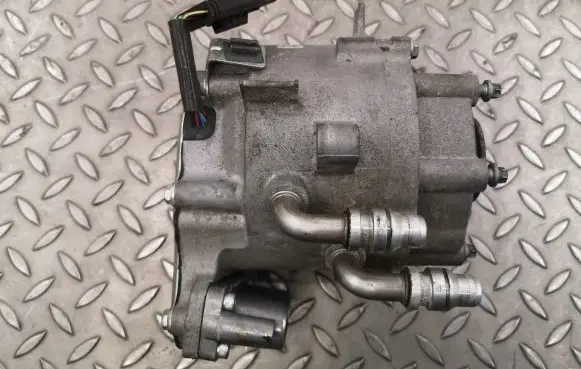 BMW i8 Generator/alternator 7649390