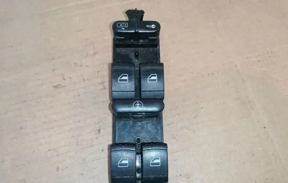 Volkswagen PASSAT B5 Electric window control switch 1J4959857