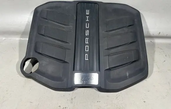 Engine cover (trim)