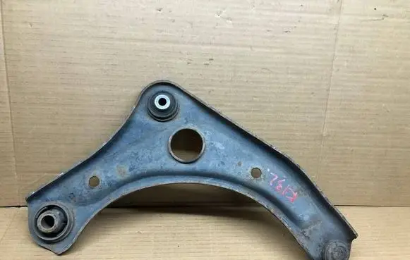 Skoda Kodiaq Front lower control arm/wishbone 