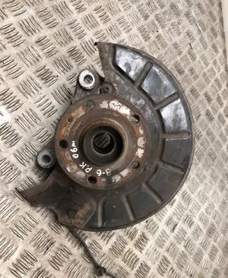 Volkswagen PASSAT B6 Front wheel hub