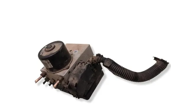 Volvo XC90 ABS Pump 30643982
