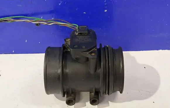 Volvo S80 Mass air flow meter 30713512 9202199