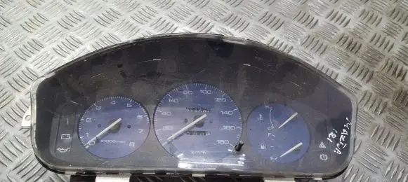 Mazda 121 SM Speedometer (instrument cluster) 769118890 769118-890