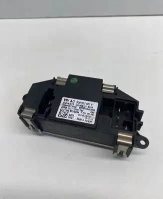 Volkswagen Caddy Heater blower motor/fan resistor 3C0907521F F011500081