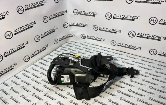 BMW X5 F15 Front seatbelt 0589P1000250 628641500