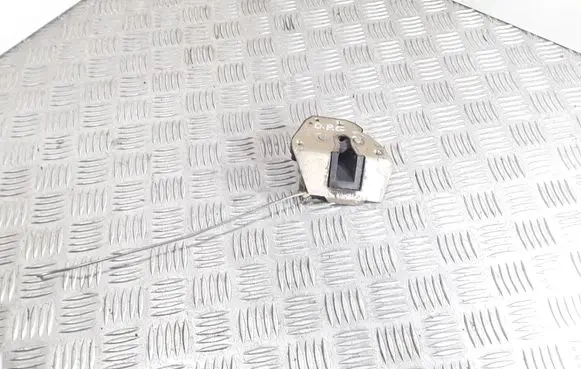 Peugeot Partner Rear door lock