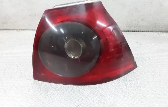 Volkswagen Golf V Rear/tail lights 1K6945096AC