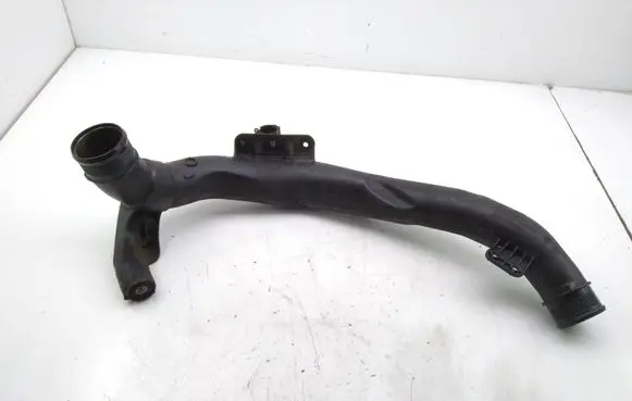Volkswagen Tiguan Intercooler hose/pipe 5N0145840G