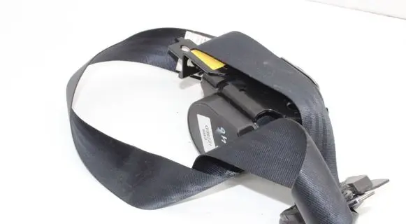 Mitsubishi ASX Front seatbelt 6176496