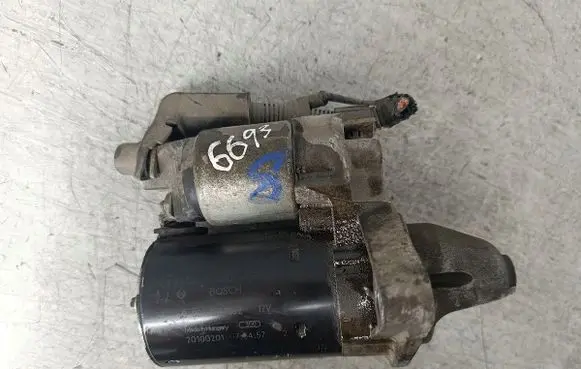 Peugeot 107 Starter motor