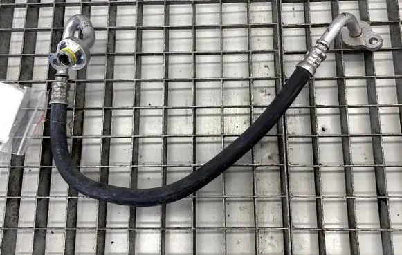 Volvo XC60 Air conditioning (A/C) pipe/hose 31497391