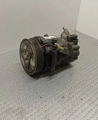 Peugeot 308 Air conditioning (A/C) compressor (pump) 9670318880 71211961 R134A