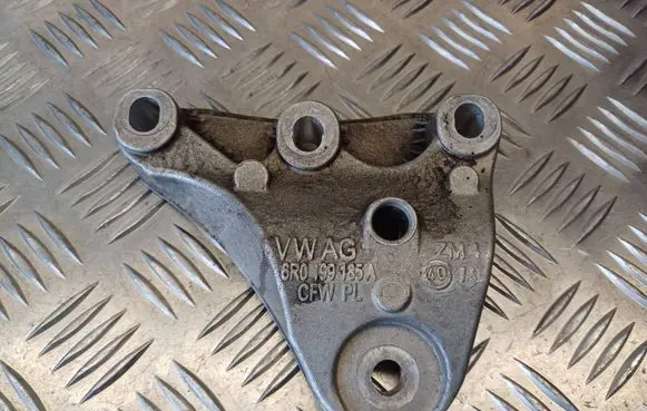 Volkswagen Up Engine mounting bracket 6R0199185A