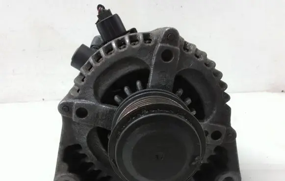 Volvo V50 Generator/alternator 0986049071