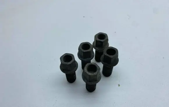 Audi A4 S4 B8 8K Nuts/bolts 