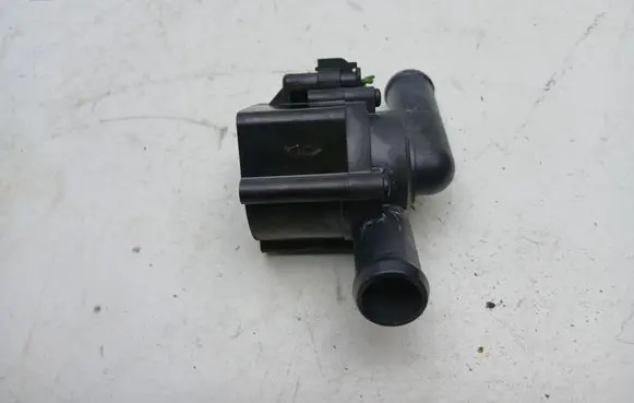 Volvo V60 Electric auxiliary coolant/water pump 31366009