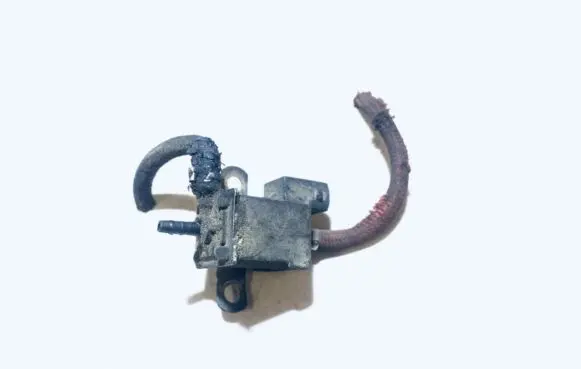 Audi A6 S6 C4 4A Turbo solenoid valve 028906283f 72189500