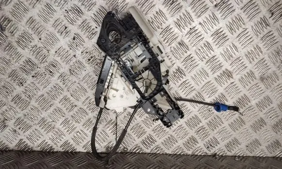 Volkswagen PASSAT CC Rear door lock 5N0839016G