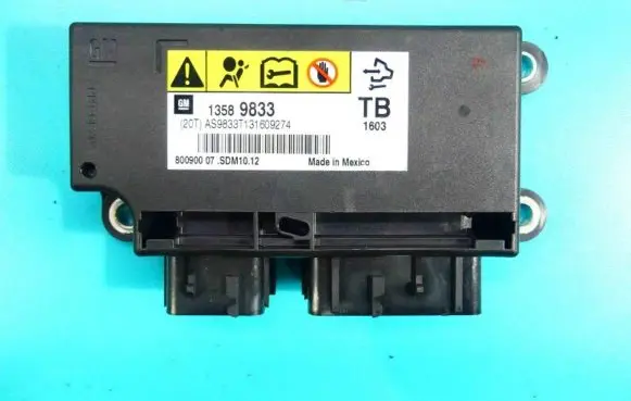 Opel Insignia A Airbag control unit/module 13589833 IMPRK1285193