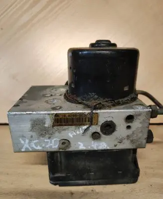 Volvo V70 ABS Pump 8619541 343700 10094904253