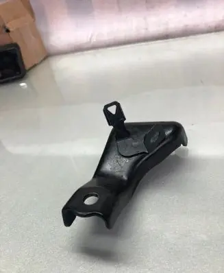 Mitsubishi Eclipse Cross Other engine bay part