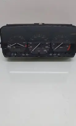 Volkswagen PASSAT B4 Speedometer (instrument cluster) 3A0919033C