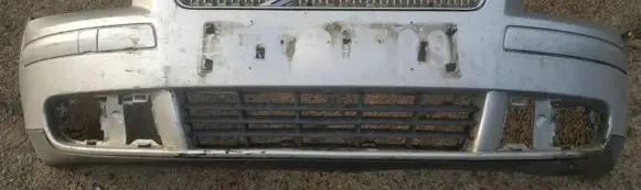 Volvo V50 Front bumper pilkas