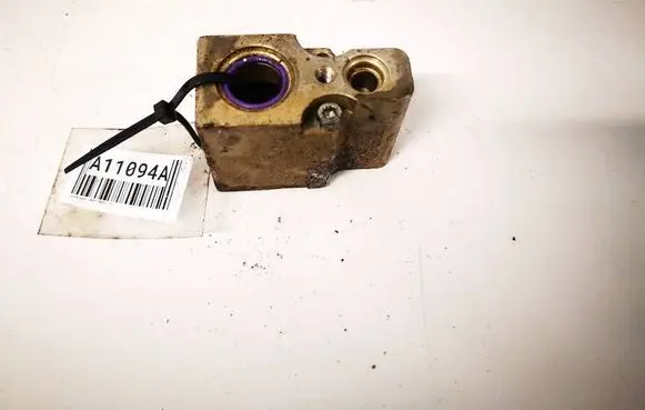 Volkswagen Golf IV Air conditioning (A/C) expansion valve 1J1820103A