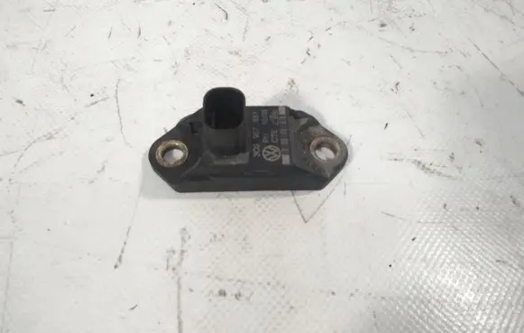 Volkswagen PASSAT CC Airbag deployment crash/impact sensor 3C0907651
