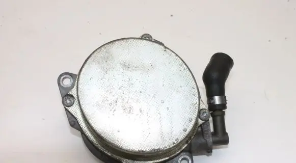 Audi A5 8T 8F Vacuum pump 057145100AF