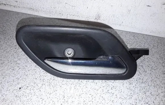 BMW 5 E39 Rear door interior handle 8226050