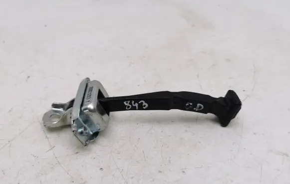 Nissan Juke II F16 Rear door check strap stopper