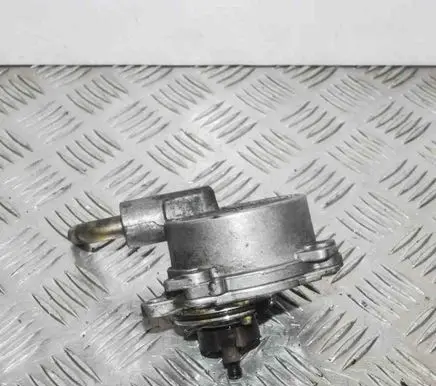 Mercedes-Benz CLK A209 C209 Vacuum pump A6112300065