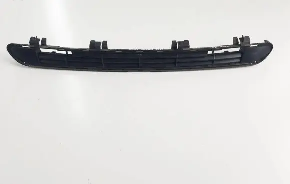 Peugeot 508 Front bumper lower grill 9686571377 2006987