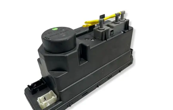 Mercedes-Benz SLK R170 Central locking vacuum pump 1708000448