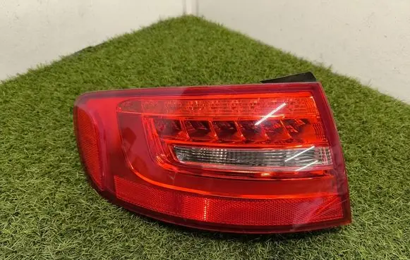 Audi A4 S4 B8 8K Rear/tail lights 8K9945095D 130514L