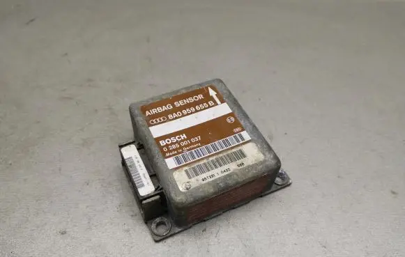 Audi A4 S4 B5 8D Airbag control unit/module 0285001037 8A0959655B