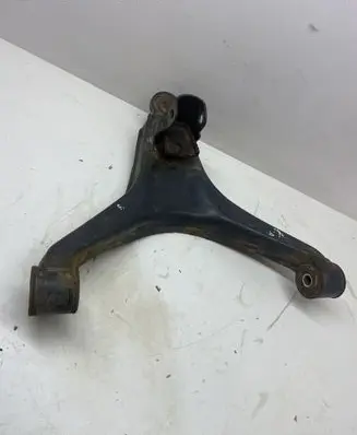 Iveco Daily 6th gen Front lower control arm/wishbone 5801564315 20210950086