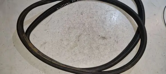 Jeep Grand Cherokee Front door rubber seal 