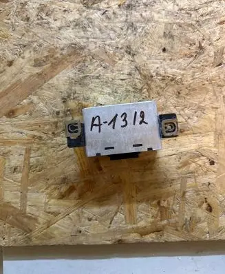 Audi A6 S6 C4 4A Other control units/modules 4A0951173