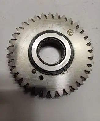 Volkswagen Transporter - Caravelle T5 Timing chain sprocket 070109497